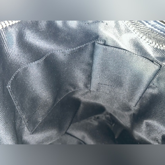 Authentic Vintage Coach Duffle Leather Dark Navy Handbag - Picture 10 of 13